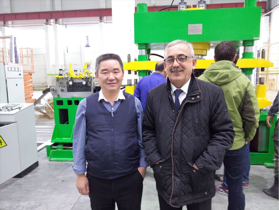 全自动冲压液压机生产线